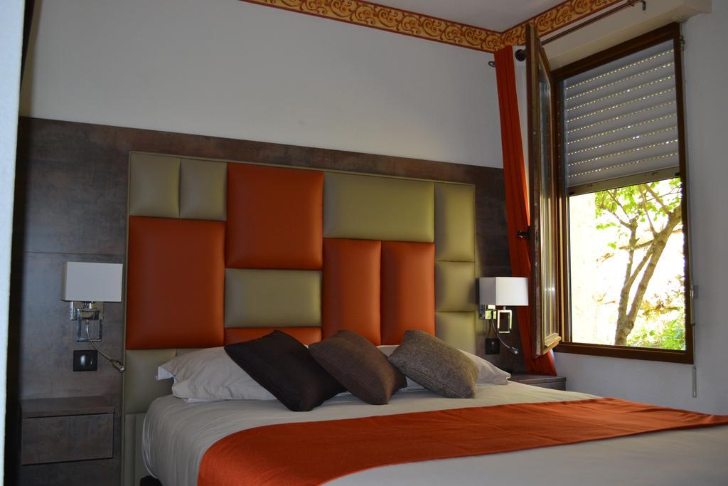 Logis Hotel Le Vieil Amandier Trigance Pokój zdjęcie
